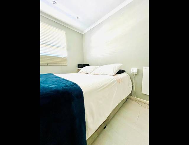 2 BEDROOM APARTMENT FOR SALE IN THORNTON